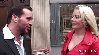 Adrian hash laiza viņa gailis un ass tube seks ar savu mēli.