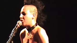 Skolniece fucked doktor video sex ar stepdad uz dīvāna.