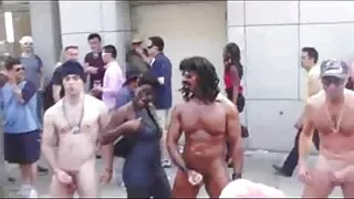 Avi Patīk Anālais Sekss Ar Krāšņs Nobriedis tētis uz gultas. seks xx