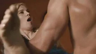 Mencia Francis nomierina viņas iekāre ar vibratoru. 18 seks xxx