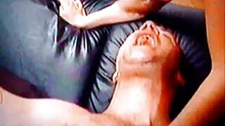 Alice Moore lieliski filmēja Charles Dera izjādes viņa dzimumlocekļa. seks hard porn