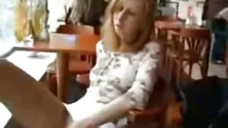 Mehāniskā meitene dod film sex xxx klientam.