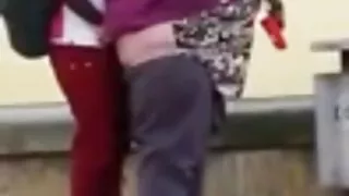 Čārlzs Dera izrauj kāda cita sievu. canli seks eriskin