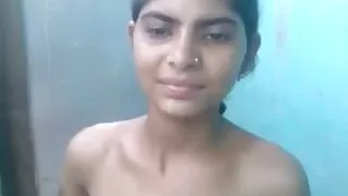Pēc nostādināšanas pozīcijā 69, Lesbietes seks film xxx Laizīt viens otra shmonki.